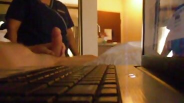 Grupp Gangbang Het Fru I Strumpor Underkläder Klänning Make amatörsex film Tittar