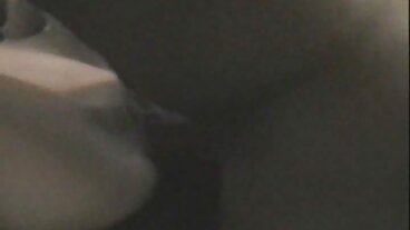 Hairless Teen Pussy With kåta kvinnor porr No Tits